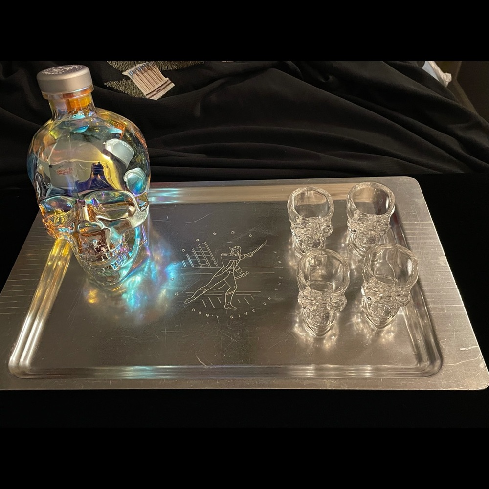 Don’t give up the ship! Navel battle cry! Patriotic 1950’s serving tray. Vintage